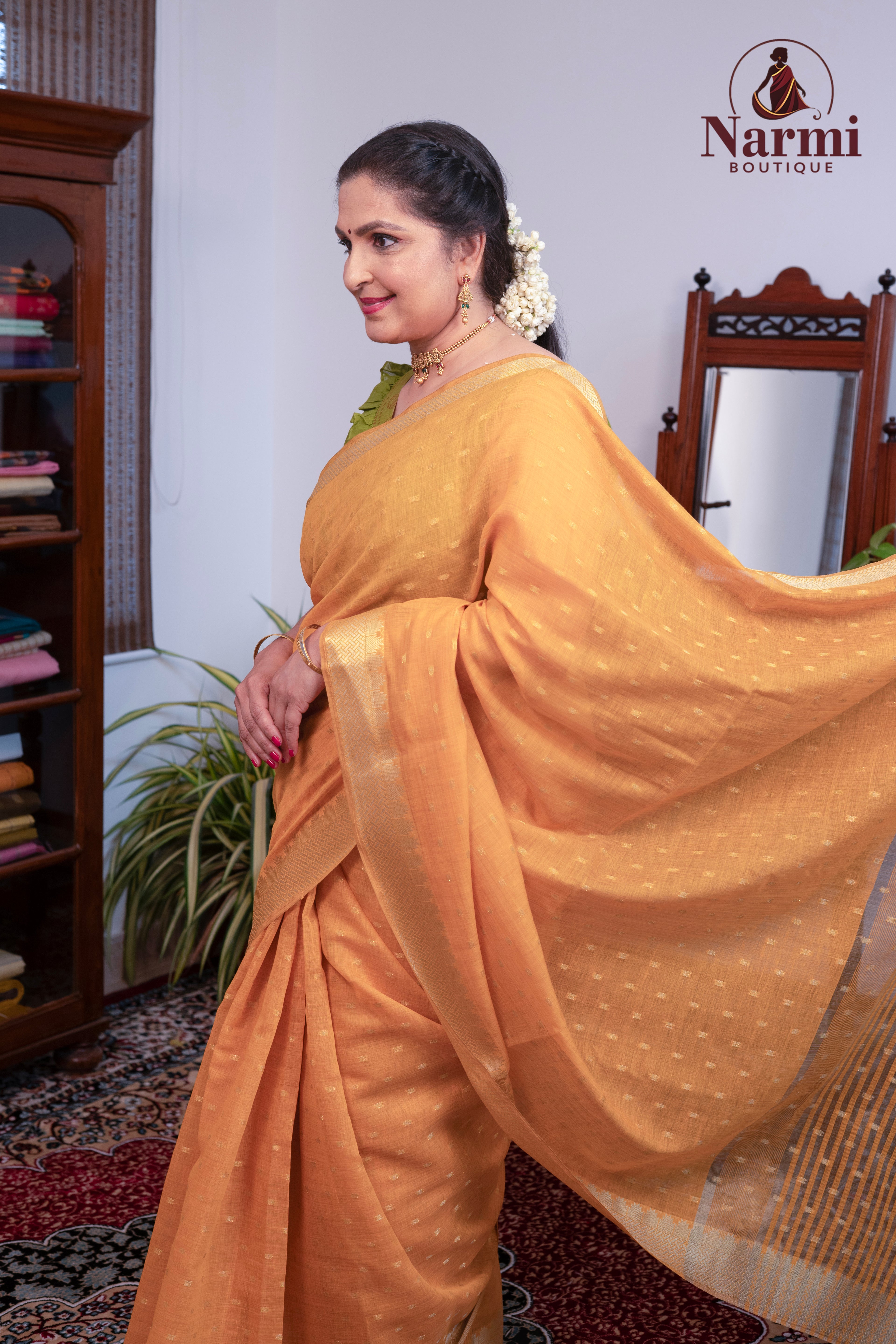 Mayuri ( மயூரி )