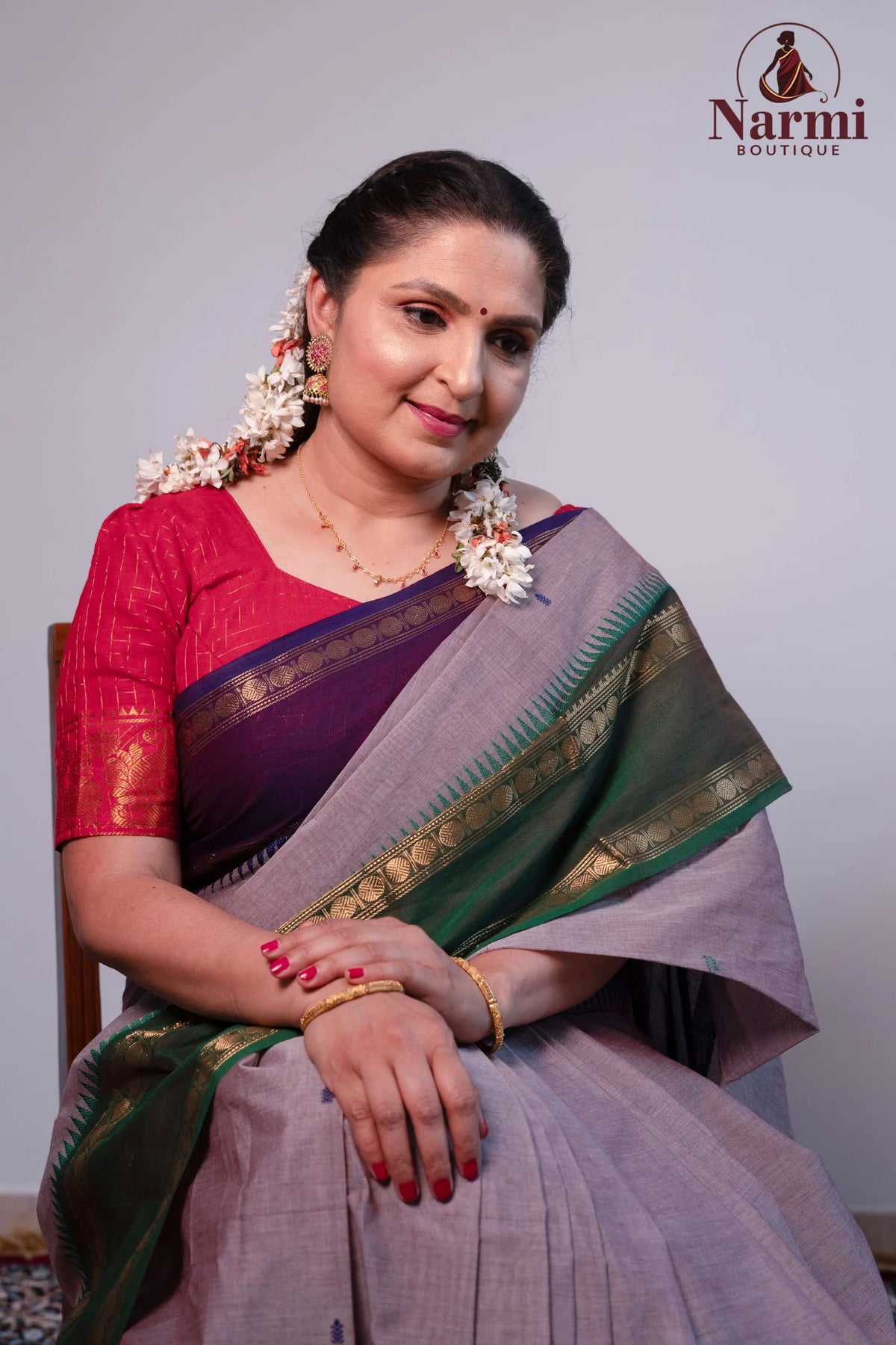 Annapoorani ( அன்னபூரணி )