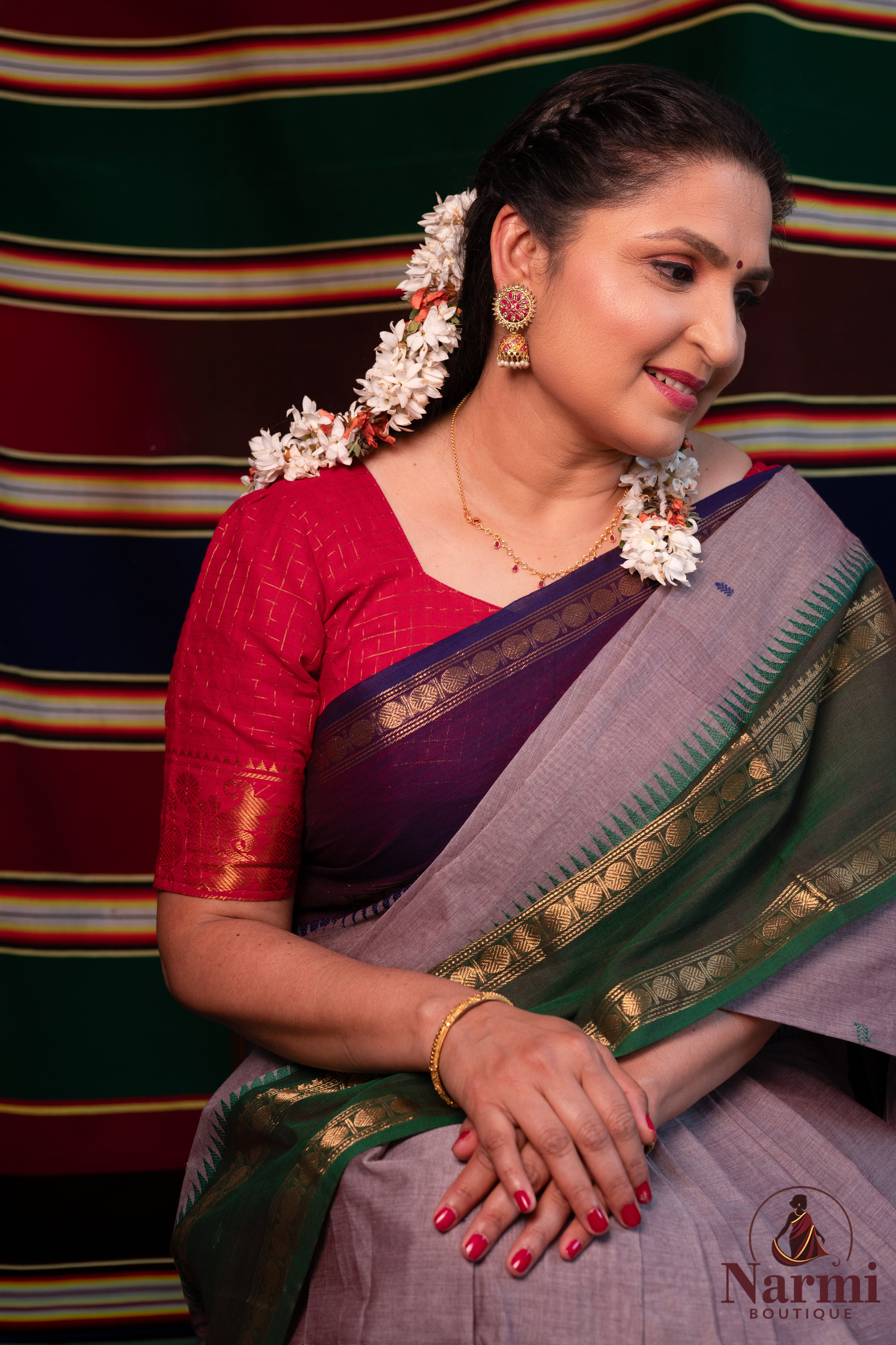 Annapoorani ( அன்னபூரணி )