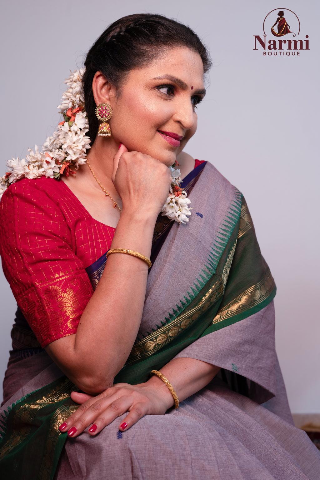 Annapoorani ( அன்னபூரணி )