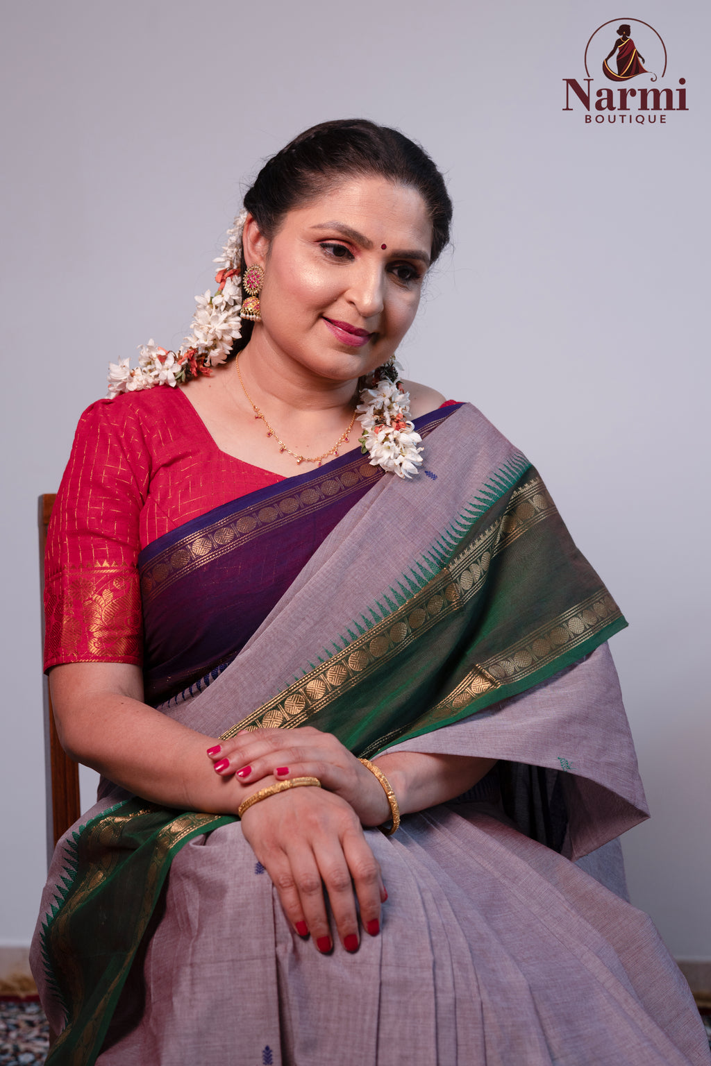 Annapoorani ( அன்னபூரணி )