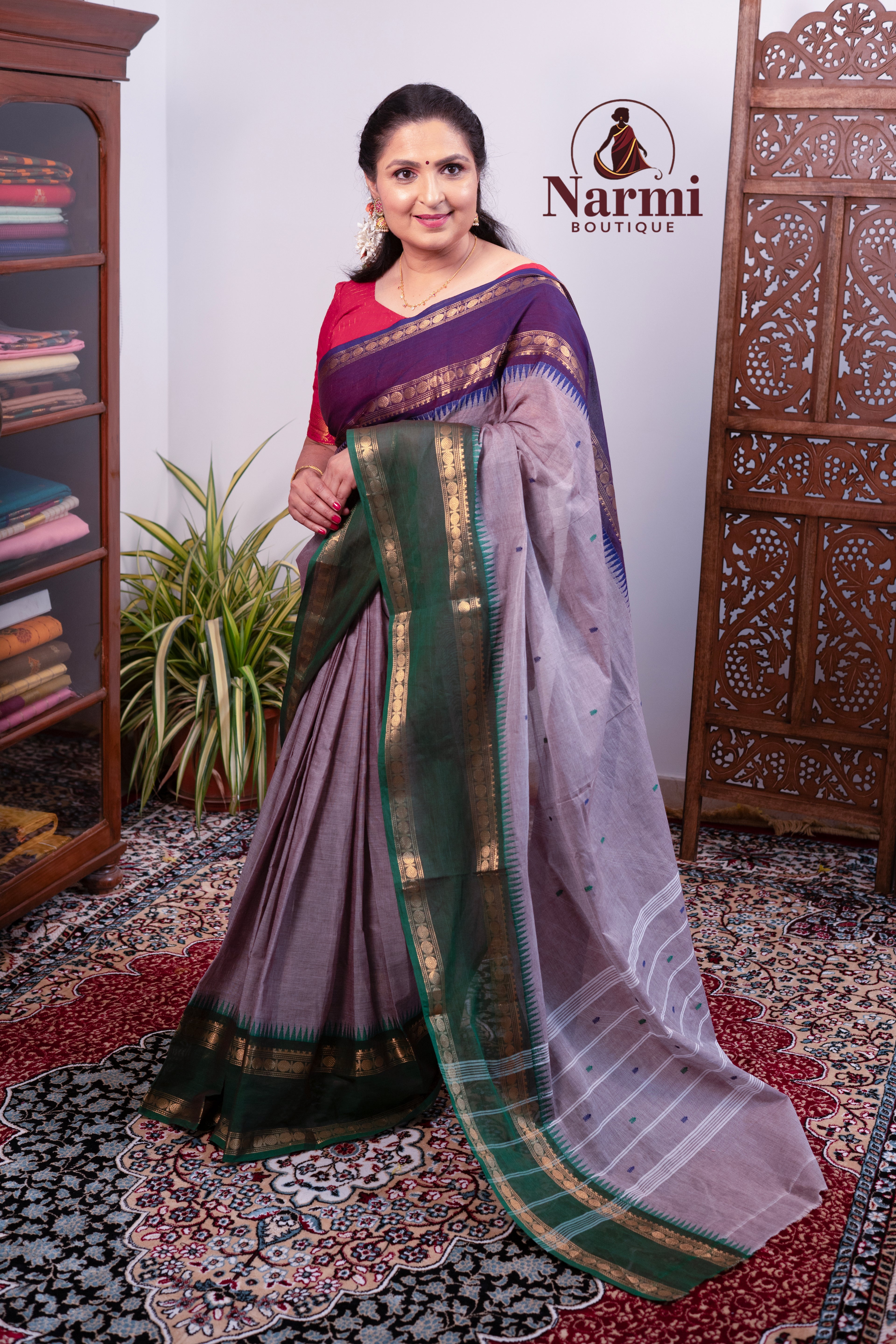 Annapoorani ( அன்னபூரணி )