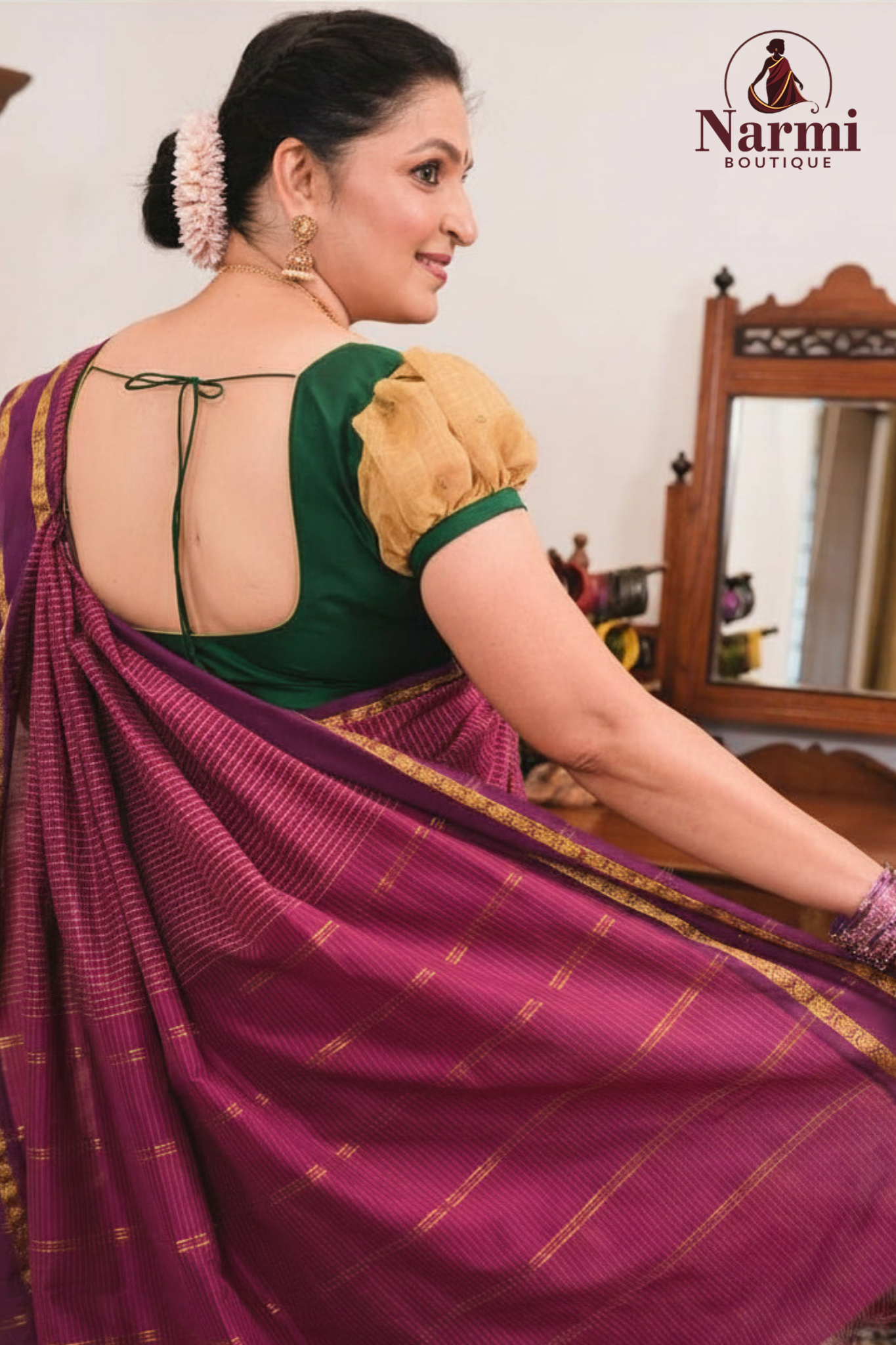 Malarvizhi (மலர்விழி)