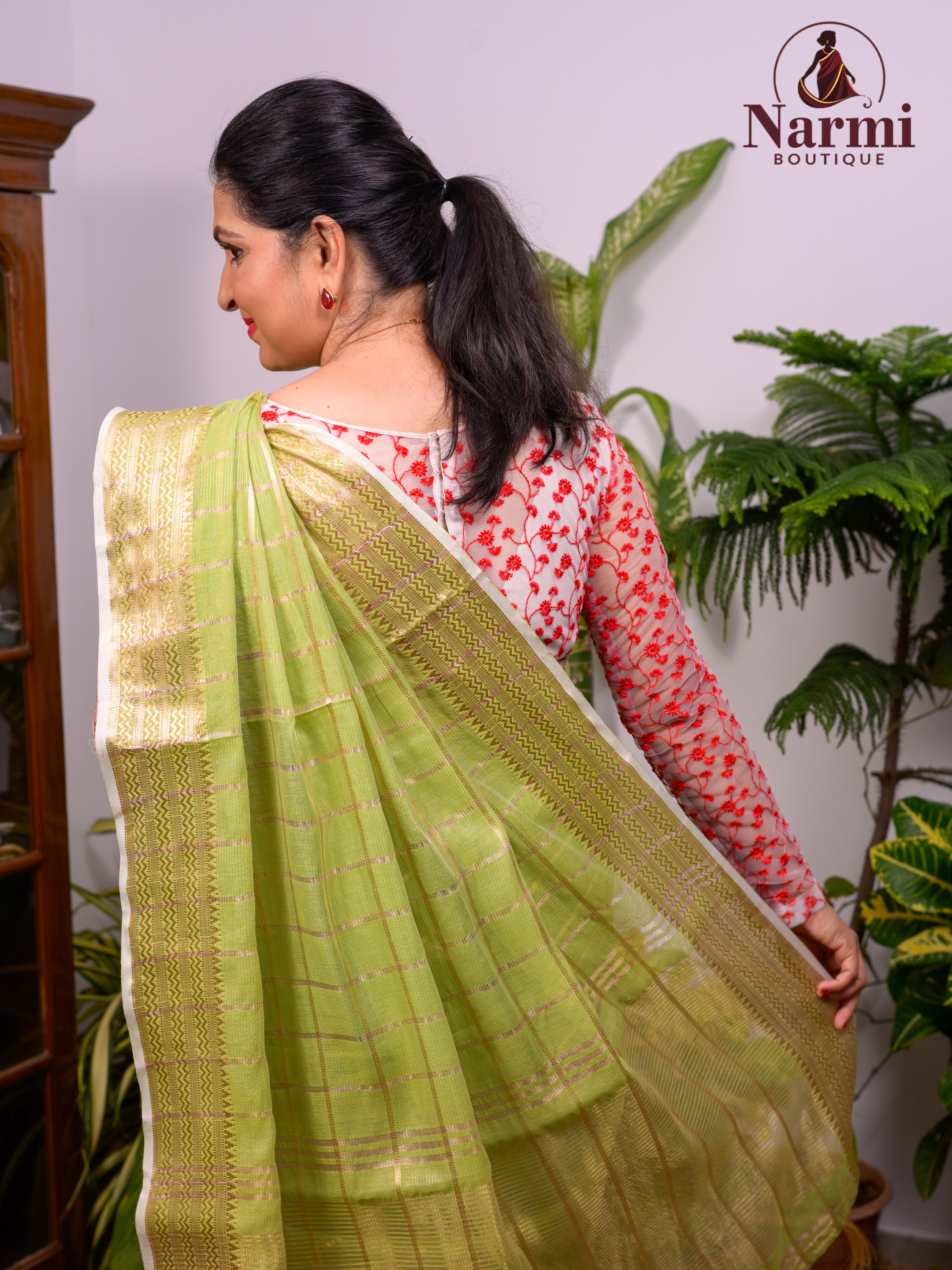 Venmathi (வெண்மதி)