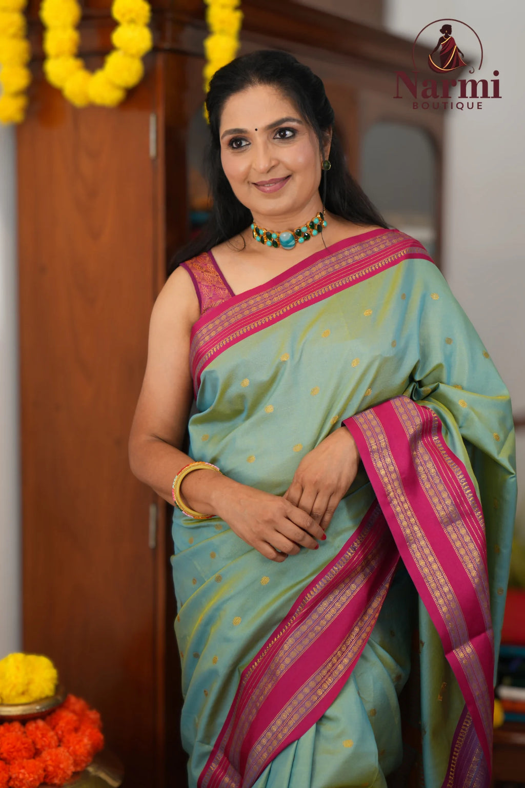 Madhavi (மாதவி)