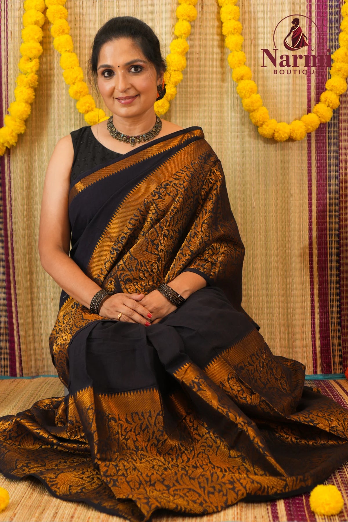 Ponmayil (பொன்மயில்)