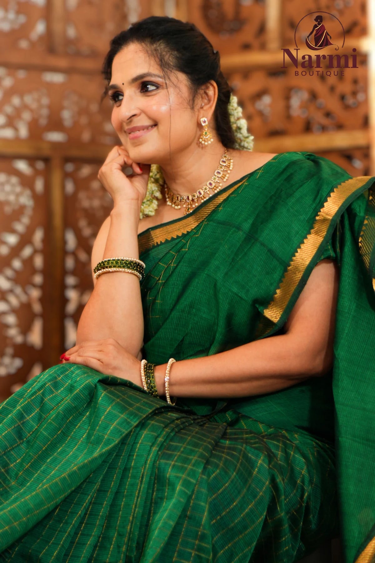 Neelamathi (நீலமதி)