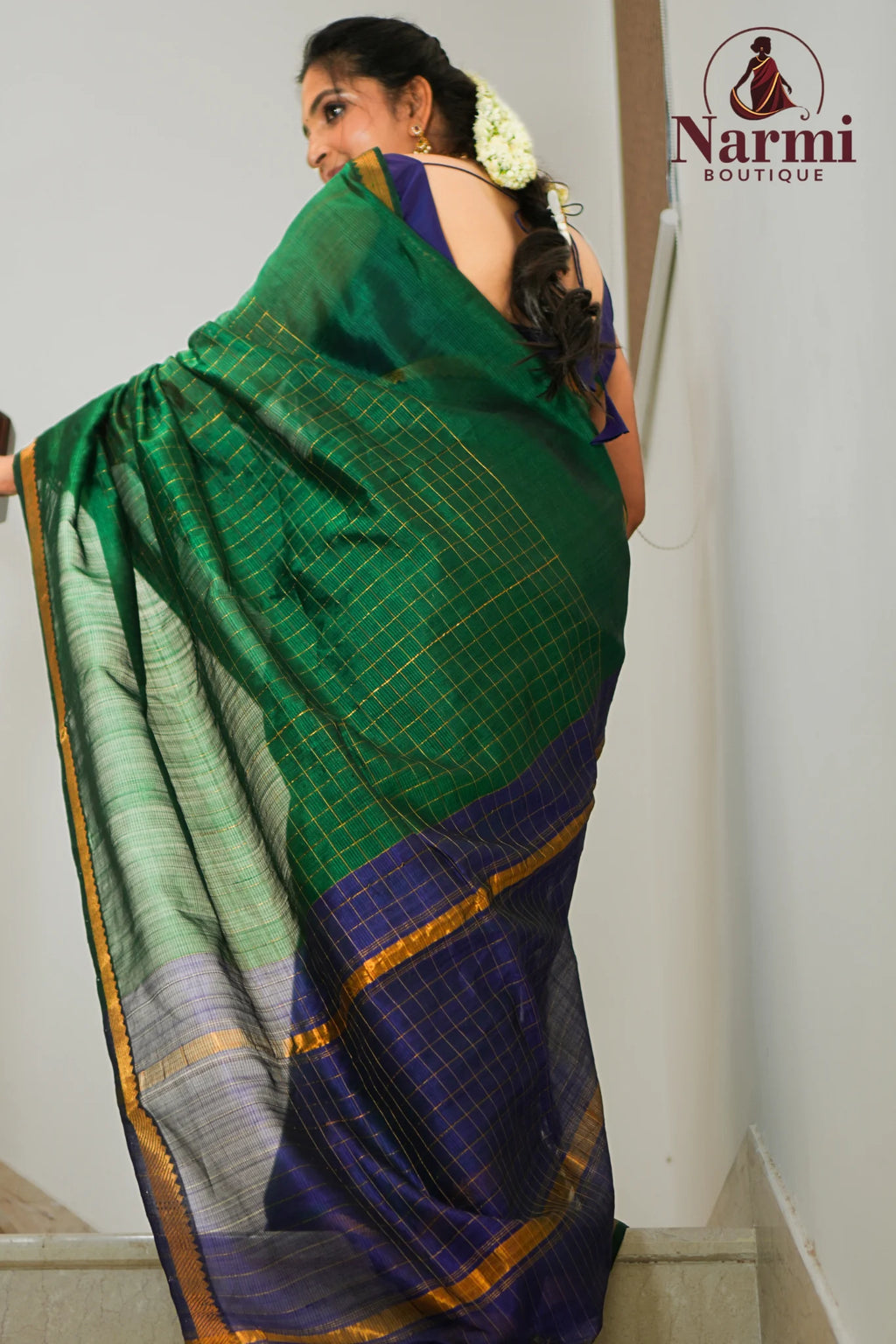 Neelamathi (நீலமதி)