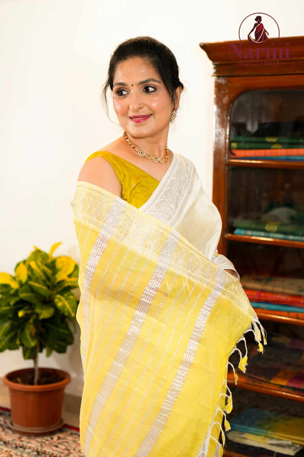 Pavalamalli (பவளமல்லி)
